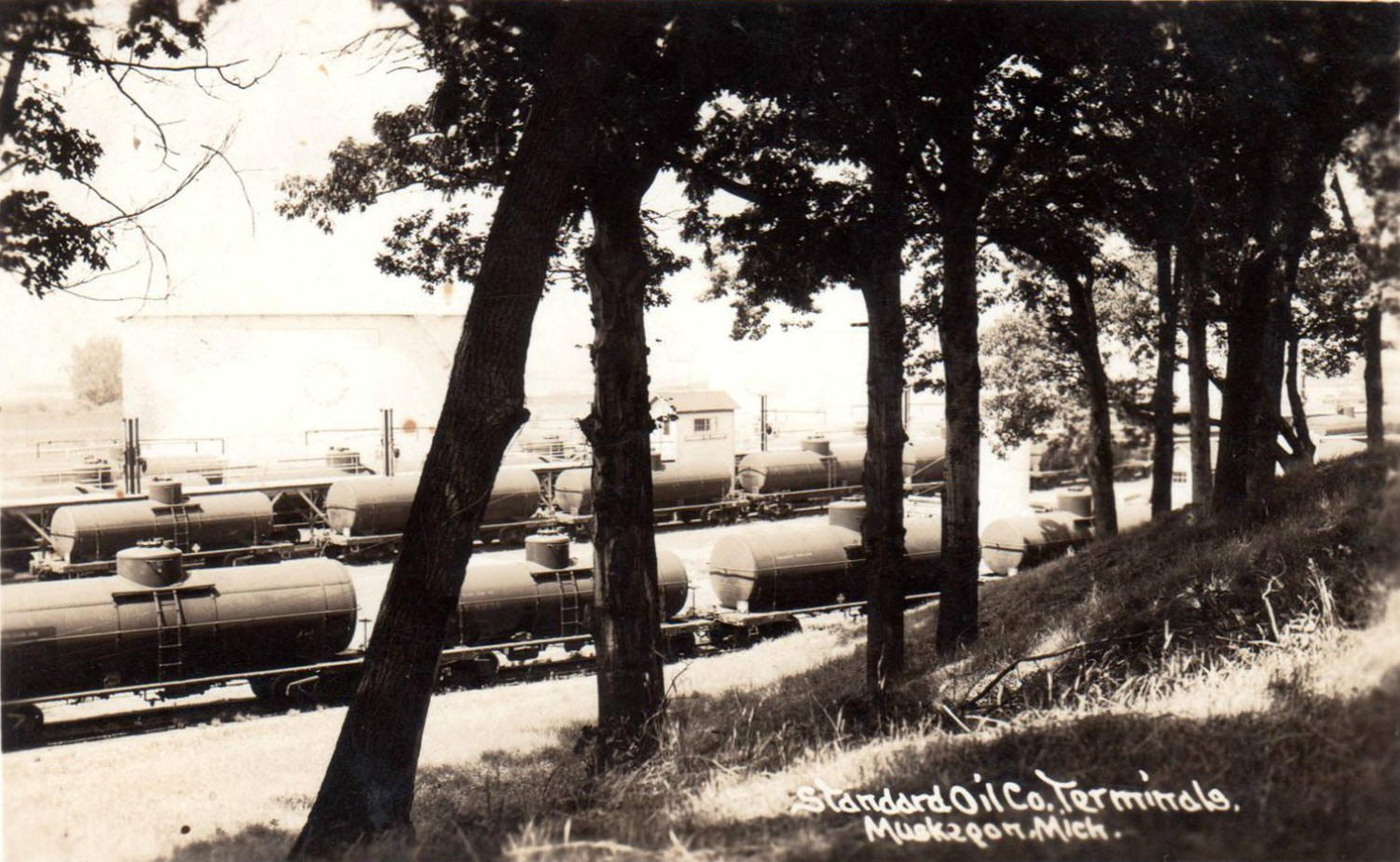 A trip from downtown through Lakeside toward Bluffton Muskegon, MI